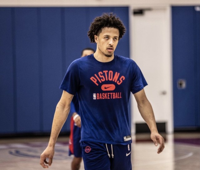 断涌现出实 断涌现出实